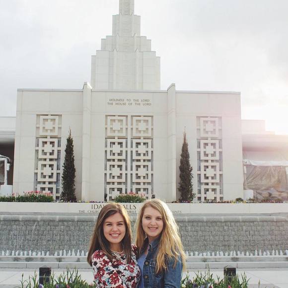 Meet your Posher, Savannah - Picture 1 of 1